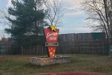 هتل Starlight Inn
