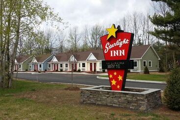 هتل Starlight Inn