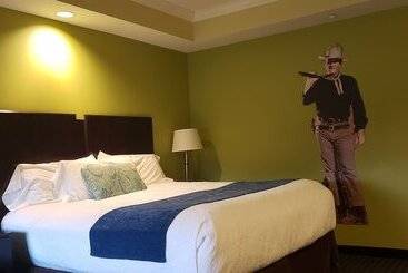 هتل Starlight Inn