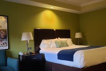 هتل Starlight Inn