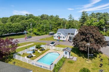 هتل The Beaches Guest Rooms And Cottages