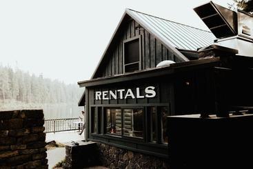 호텔 The Suttle Lodge & Boathouse
