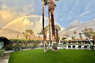 هتل Vista Grande Resort   A Gay Men S Resort