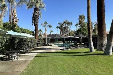 هتل Vista Grande Resort   A Gay Men S Resort