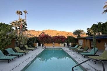 هتل Vista Grande Resort   A Gay Men S Resort