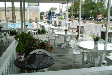 هتل White Rose Inns