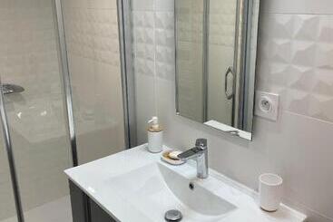 تختخواب و صبحانه Chambre/studio En Duplex