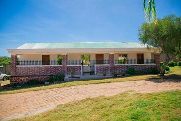 تختخواب و صبحانه Gangilonga House 1