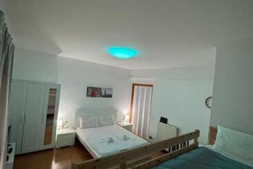 Bed And Breakfast Demma