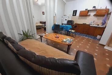 تختخواب و صبحانه Adem S Cozy Terrace Retreat