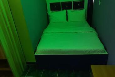 Block 3 Hotel And Suites