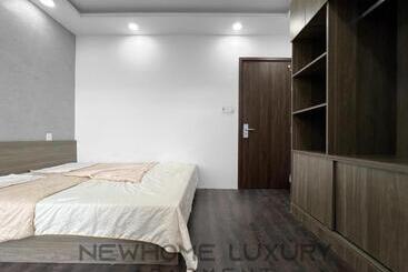 Dlux Saigon Condo