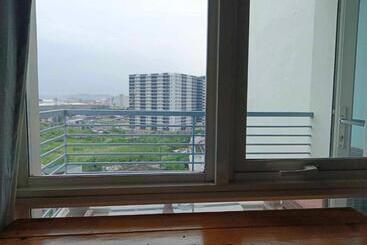 Executive Studio At One Madison Place Iloilo City