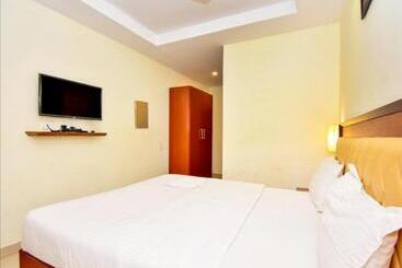 هتل A K Residency