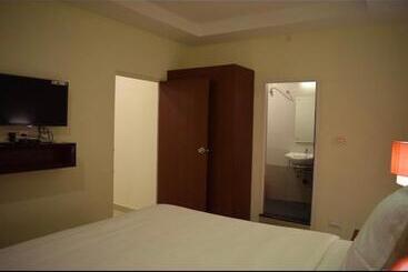 هتل A K Residency