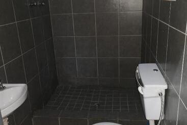هتل Lovers Way Guest House