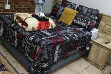 هتل Lovers Way Guest House