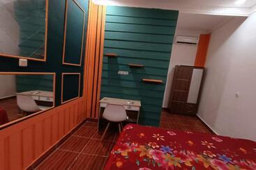 هتل Oyo Life 93158 Kost Asaka