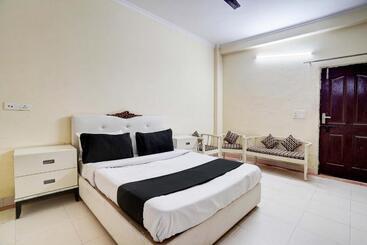 هتل Super Oyo Collection O Aqua Inn