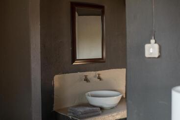 膳宿费 Nsala Wilderness Camp