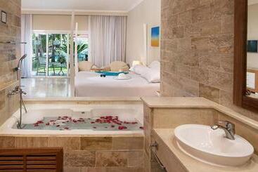 استراحتگاه Lifestyle Suite Vip Gold All Inclusive Included