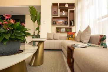 Fourteen Hotel Ain Sebaa