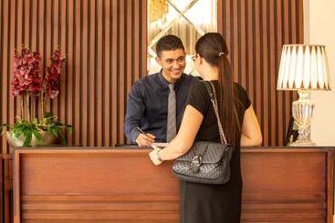 Fourteen Hotel Ain Sebaa