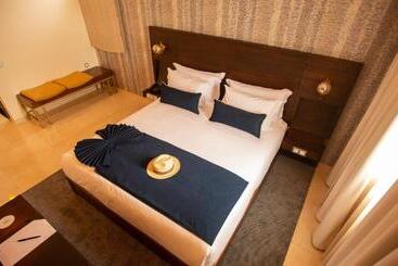 Fourteen Hotel Ain Sebaa