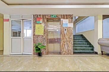 酒店 Airport Billions