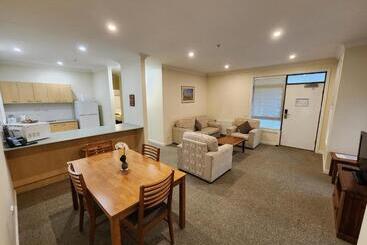 هتل Mary Mackillop Heritage Centre