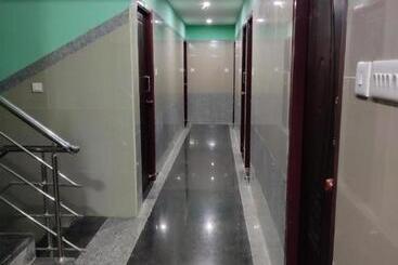 هتل Pn Samy Residency