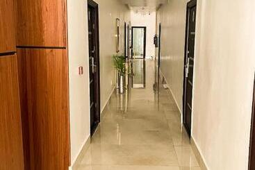 هتل The Address