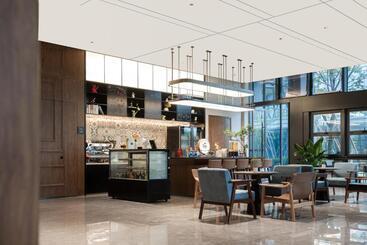 هتل Urcove By Hyatt Hangzhou Xiaoshan International Airport