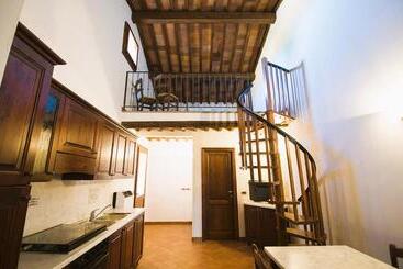 Isa Il Casale Di Donoratico, Residence With Swimming Pool
