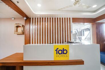 پانسیون Fabhotel Hk Villa