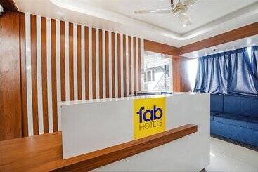 پانسیون Fabhotel Hk Villa