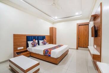 پانسیون Fabhotel Hk Villa