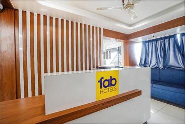 پانسیون Fabhotel Hk Villa