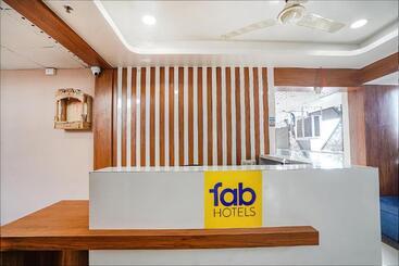 پانسیون Fabhotel Hk Villa