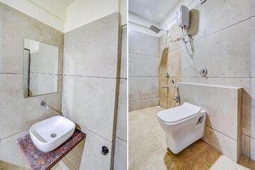 پانسیون Fabhotel Hk Villa