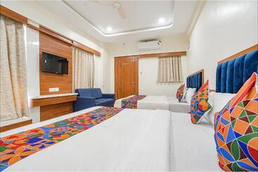 پانسیون Fabhotel Hk Villa