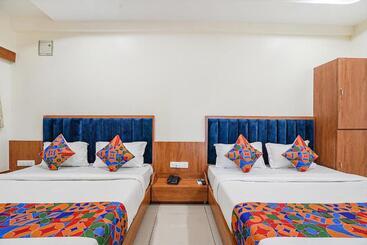 پانسیون Fabhotel Hk Villa