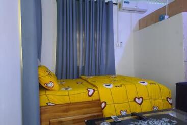 پانسیون Kingee Lodge