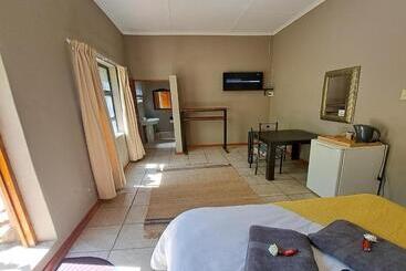 پانسیون Morgenbos Guesthouse