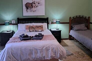 پانسیون Morgenbos Guesthouse