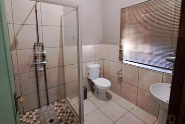 پانسیون Morgenbos Guesthouse