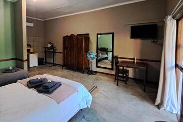 پانسیون Morgenbos Guesthouse