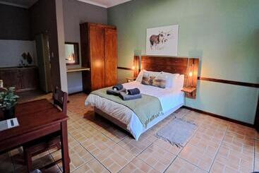 پانسیون Morgenbos Guesthouse