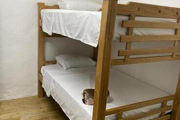 پانسیون Origen Hostel Jardín