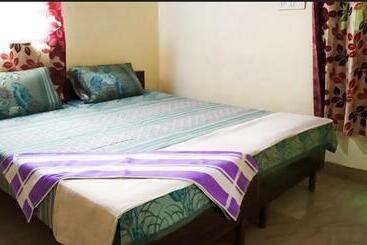 پانسیون Paying R.b Guesthouse